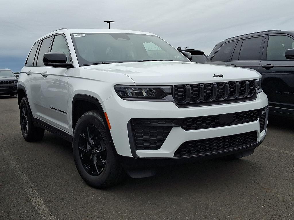 New 2026 Jeep Grand Cherokee Altitude 4x4