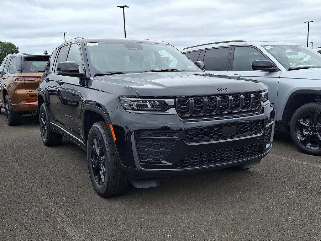 New 2026 Jeep Grand Cherokee Altitude 4x4