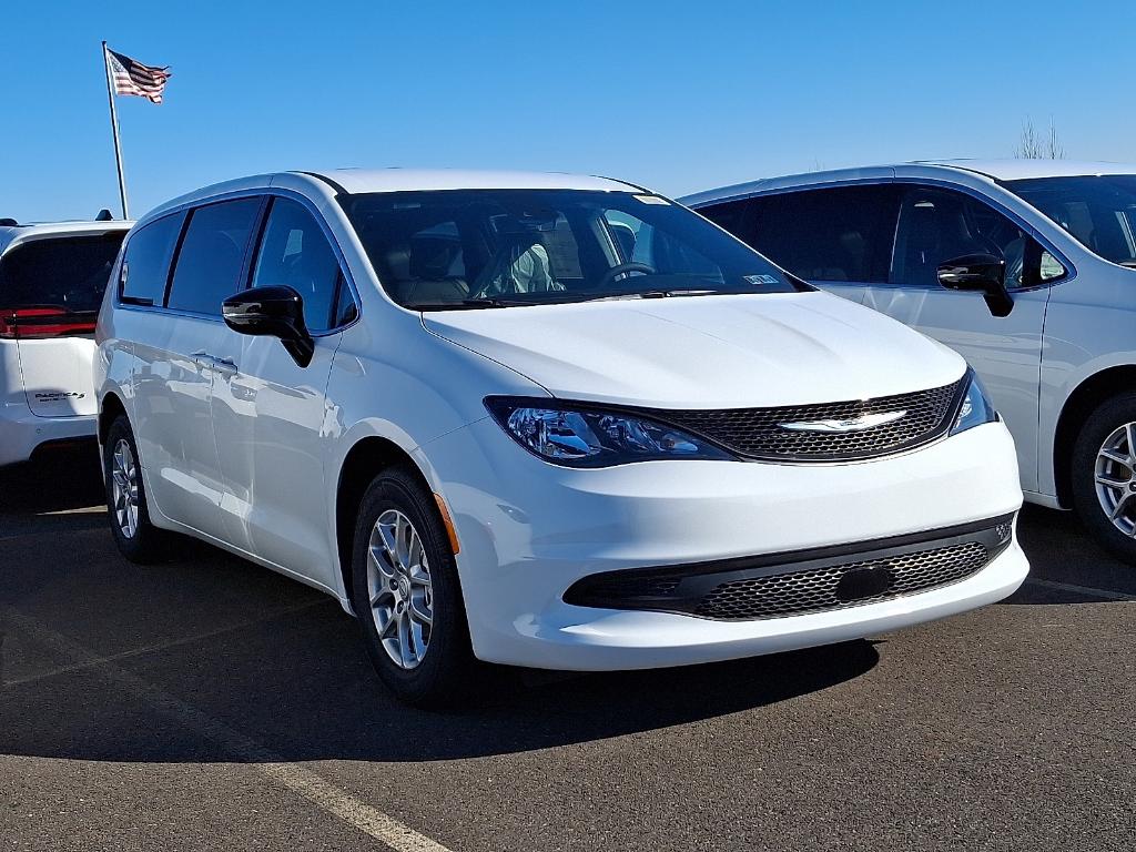 New 2026 Chrysler Voyager LX
