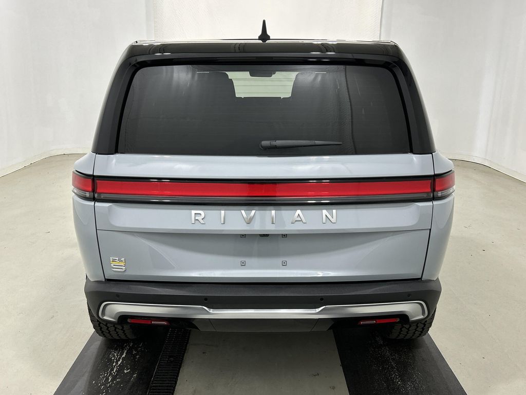2023 Rivian R1S ADVENTURE — фото 4