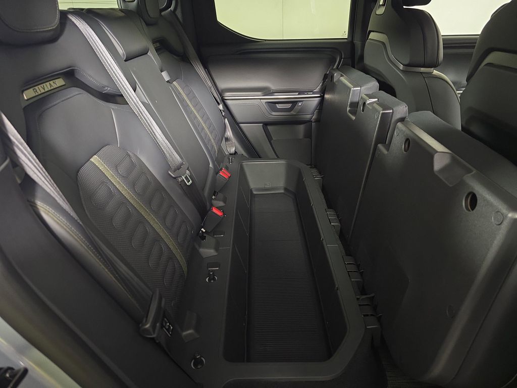 صورة مصغرة 24 لـ 2025 Rivian R1T ADVENTURE TRIM