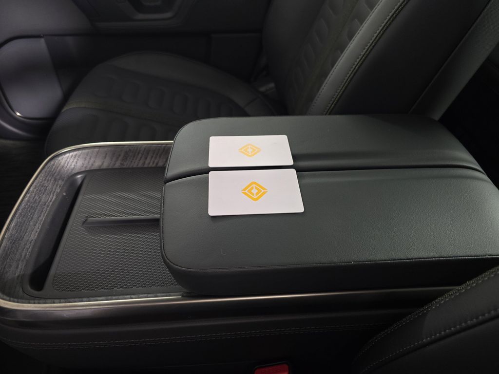 صورة مصغرة 29 لـ 2025 Rivian R1T ADVENTURE TRIM