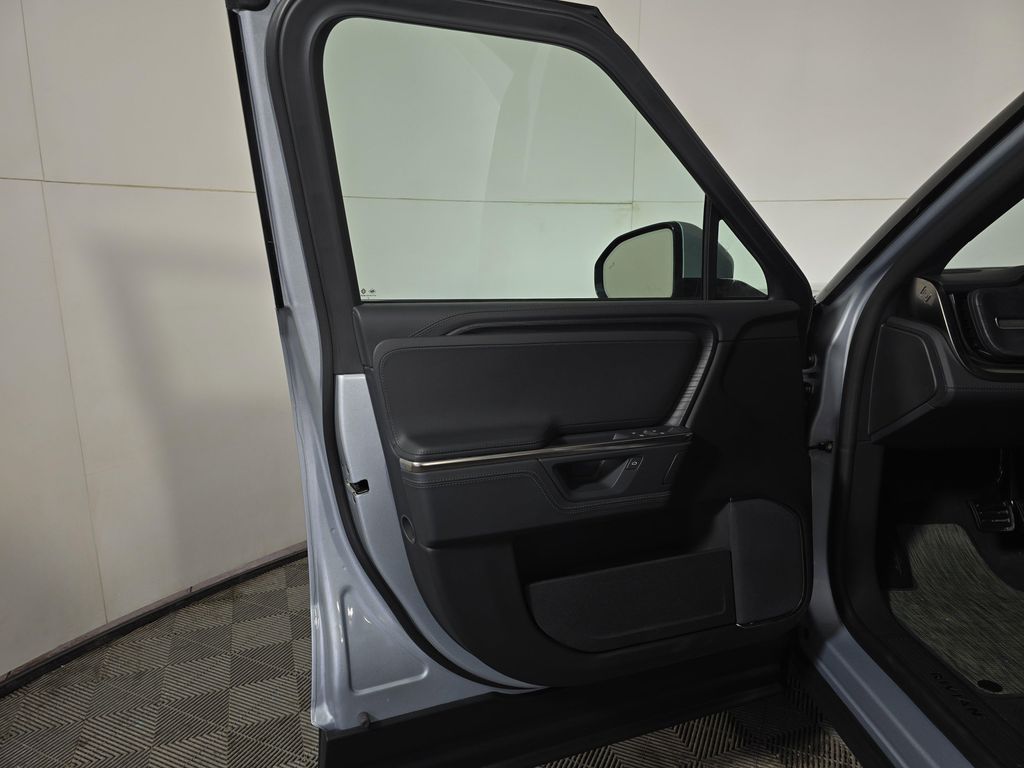 صورة مصغرة 16 لـ 2025 Rivian R1T ADVENTURE TRIM