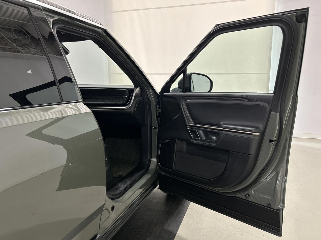 2022 Rivian R1S LAUNCH EDITION 缩略图 18