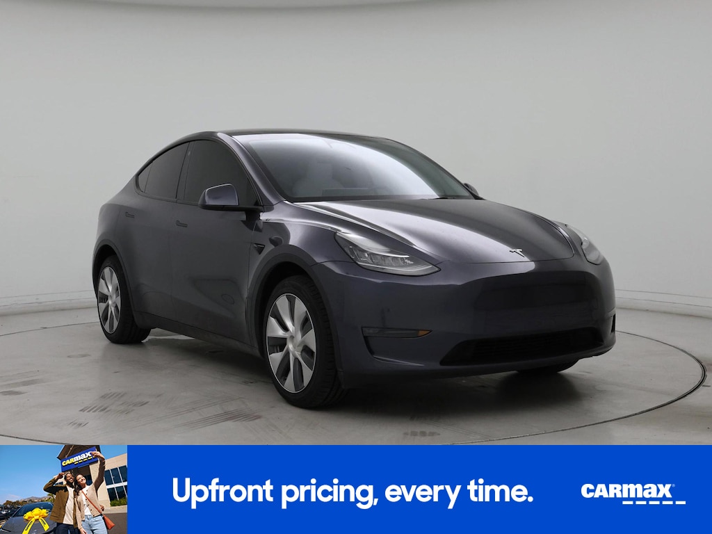 TESLA MODEL Y LONG RANGE - 1