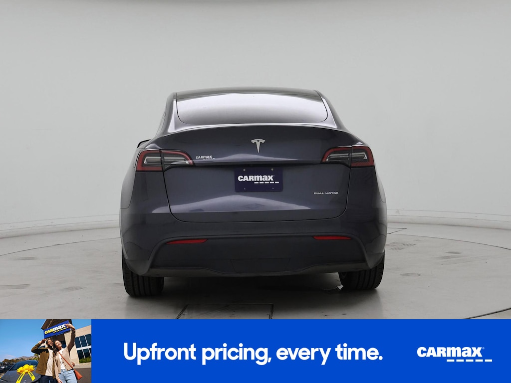 TESLA MODEL Y LONG RANGE - 7