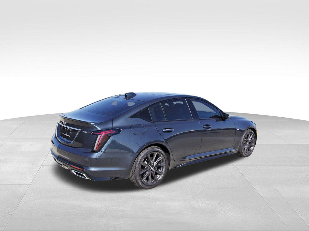 2026 Cadillac CT5 SPORT — фото 4