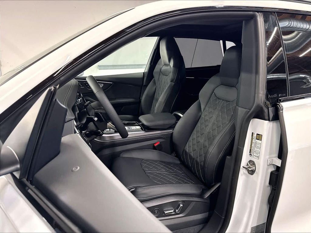 صورة 11 لـ 2026 AUDI SQ8 4.0T PRESTIGE