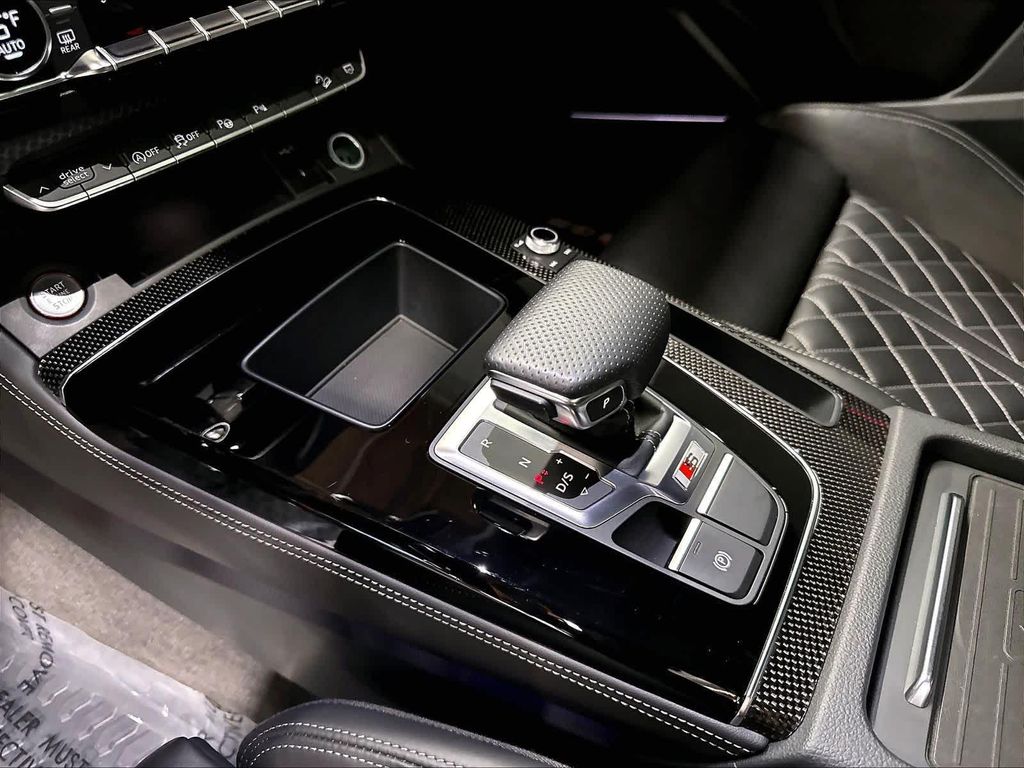 2024 AUDI SQ5 3.0T PRESTIGE — миниатюра 16