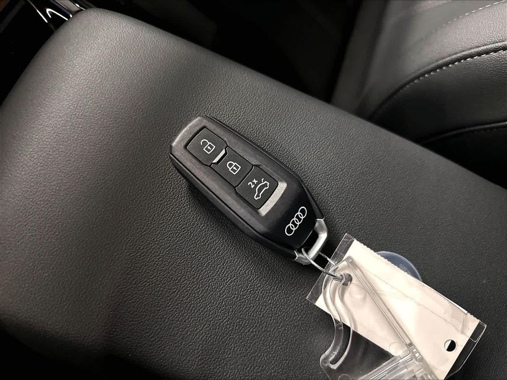 صورة مصغرة 25 لـ 2027 AUDI Q6 E-TRON PREMIUM PLUS