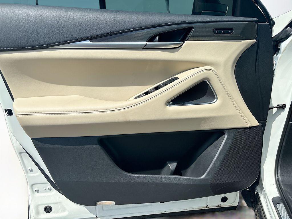 2025 Infiniti QX60 LUXE — миниатюра 37