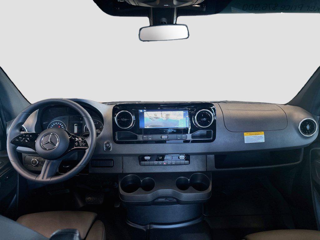 صورة مصغرة 14 لـ 2025 Mercedes-BENZ OTHERS