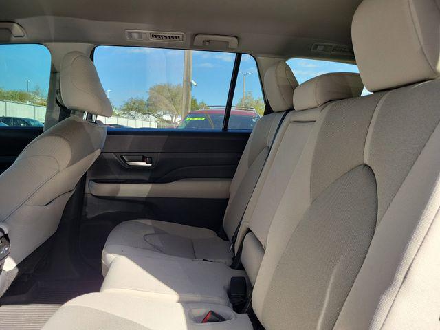 TOYOTA HIGHLANDER - 7