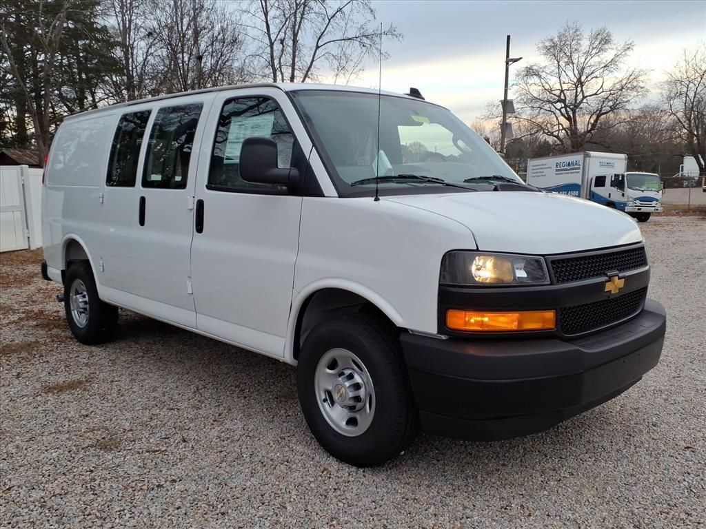 New 2025 Chevrolet Express 2500 Work Van