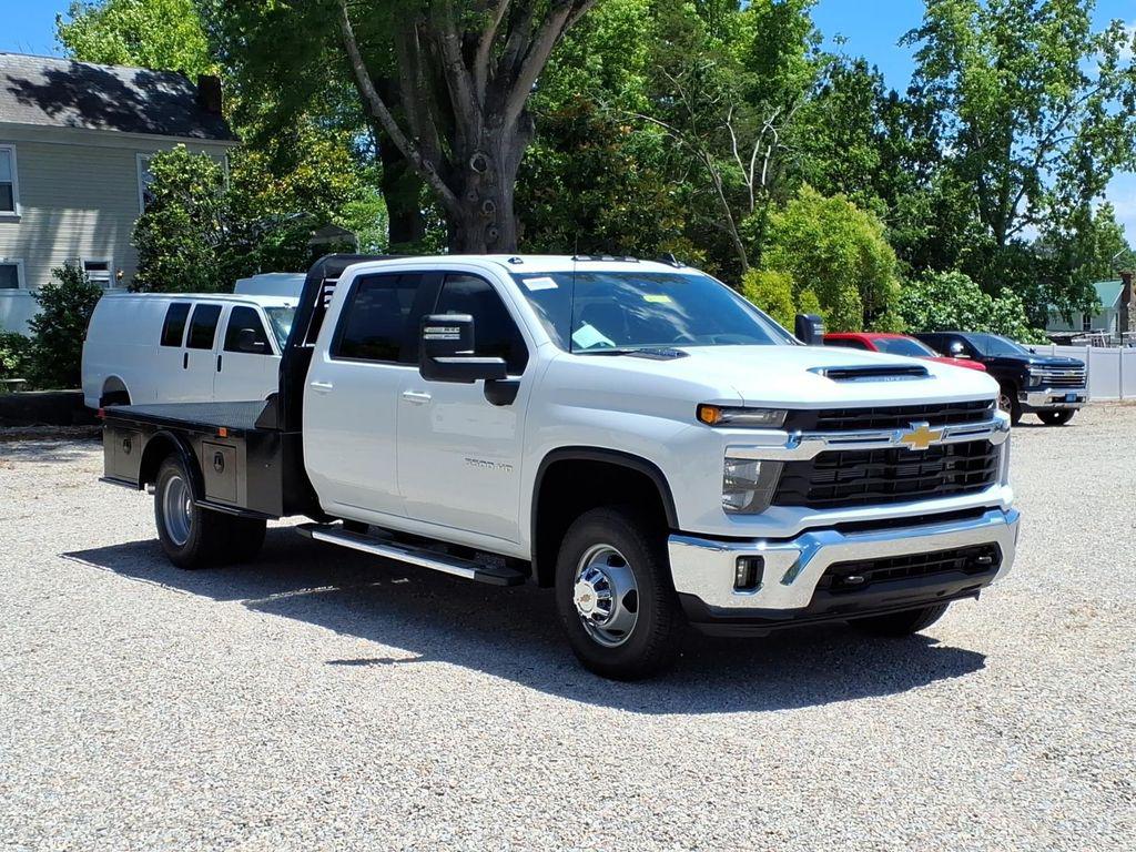 New 2026 Chevrolet Silverado 3500 LT