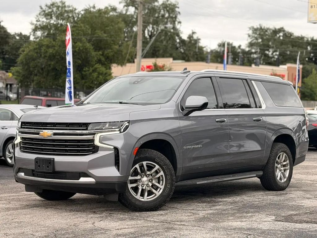 2021 Chevrolet Suburban LT