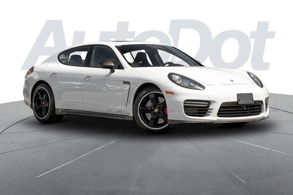 2016 Porsche Panamera