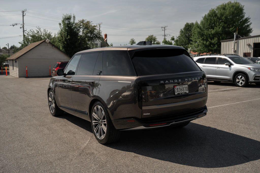 2023 LAND Rover RANGE ROVER P400 SE photo 2