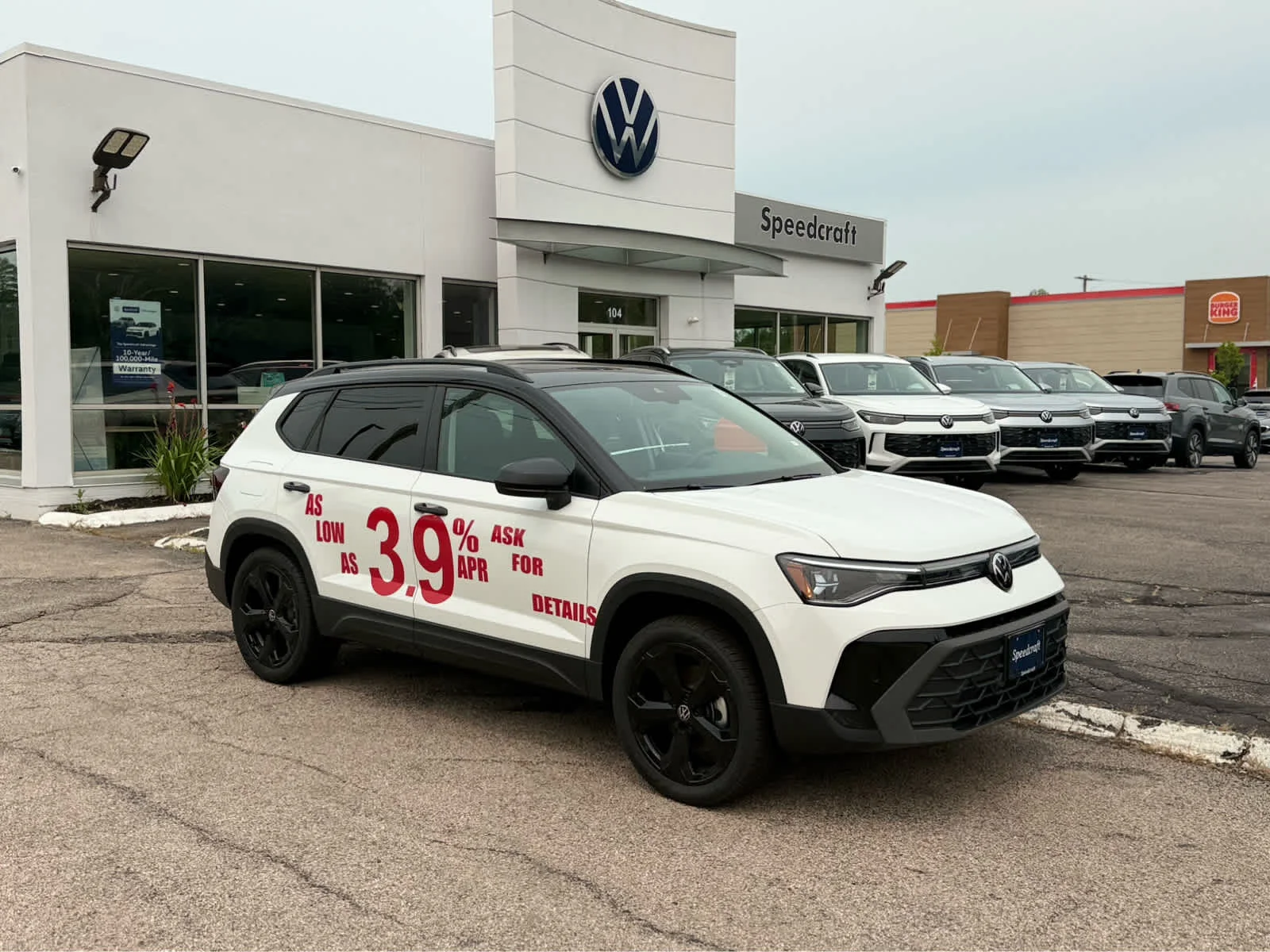 New 2026 Volkswagen Taos SE Black