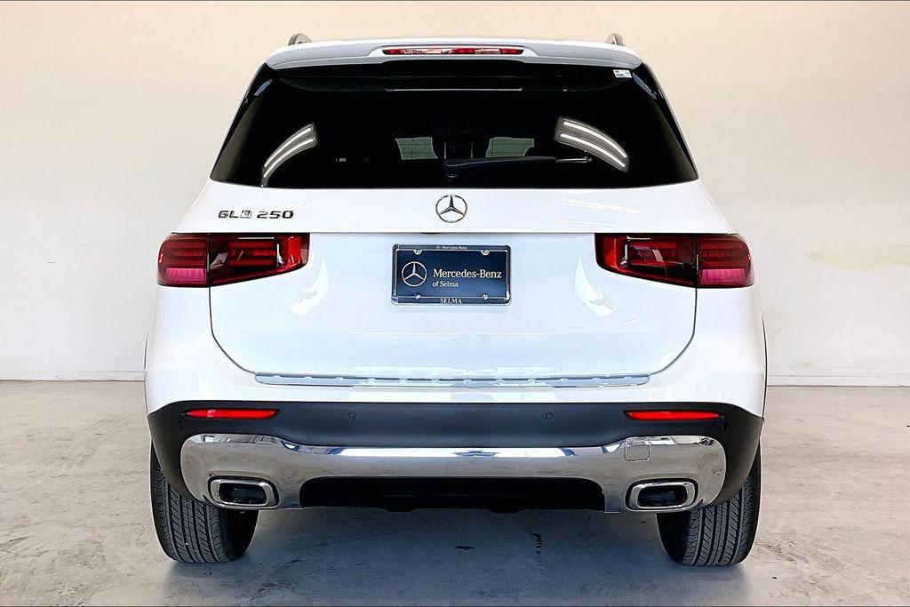صورة 4 لـ 2026 Mercedes-BENZ GLB