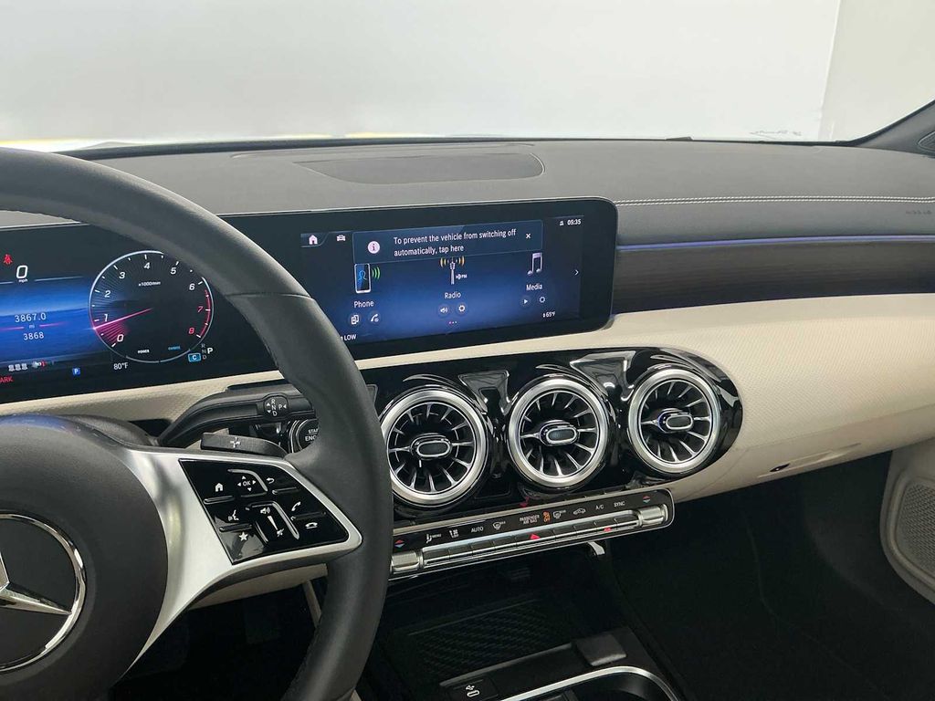 2026 Mercedes-BENZ CLA — миниатюра 22