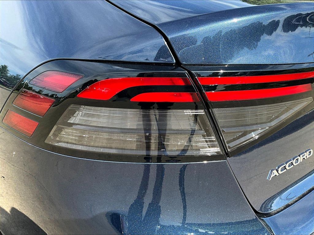 2026 Honda ACCORD SE photo 9