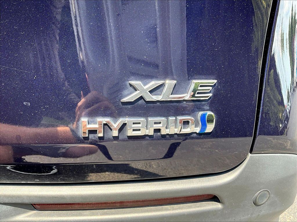 2024 Toyota SIENNA XLE — миниатюра 24