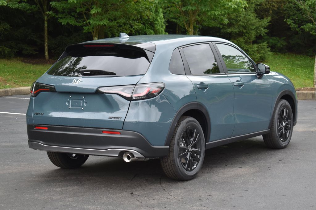 صورة 7 لـ 2027 Honda HR-V SPORT AWD