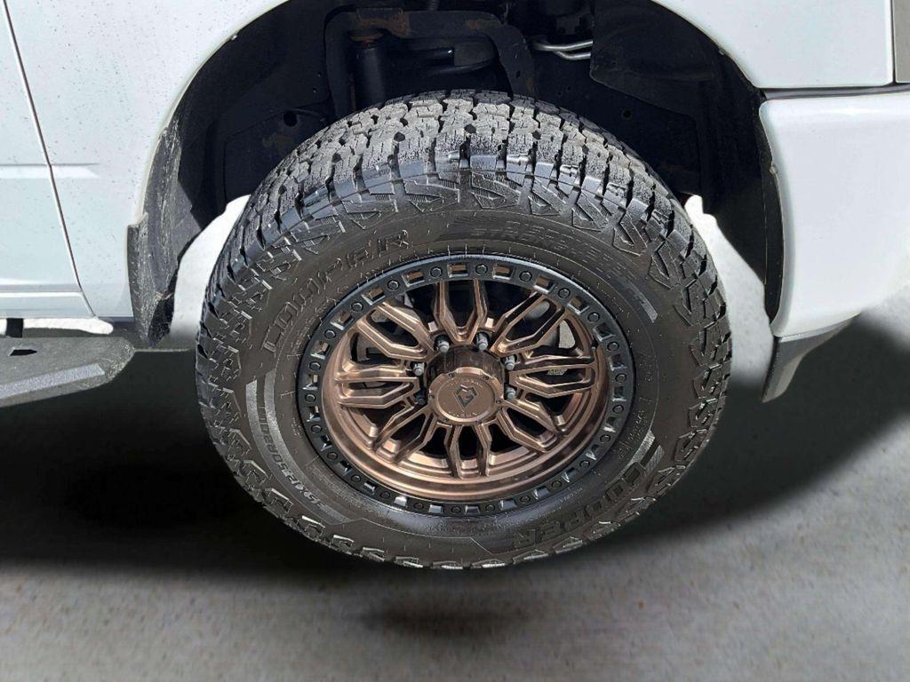 2023 RAM 3500 LARAMIE CREW CAB 4X4 6'4' BOX — миниатюра 28