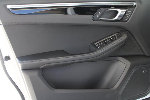 2026 Porsche MACAN T 缩略图 23