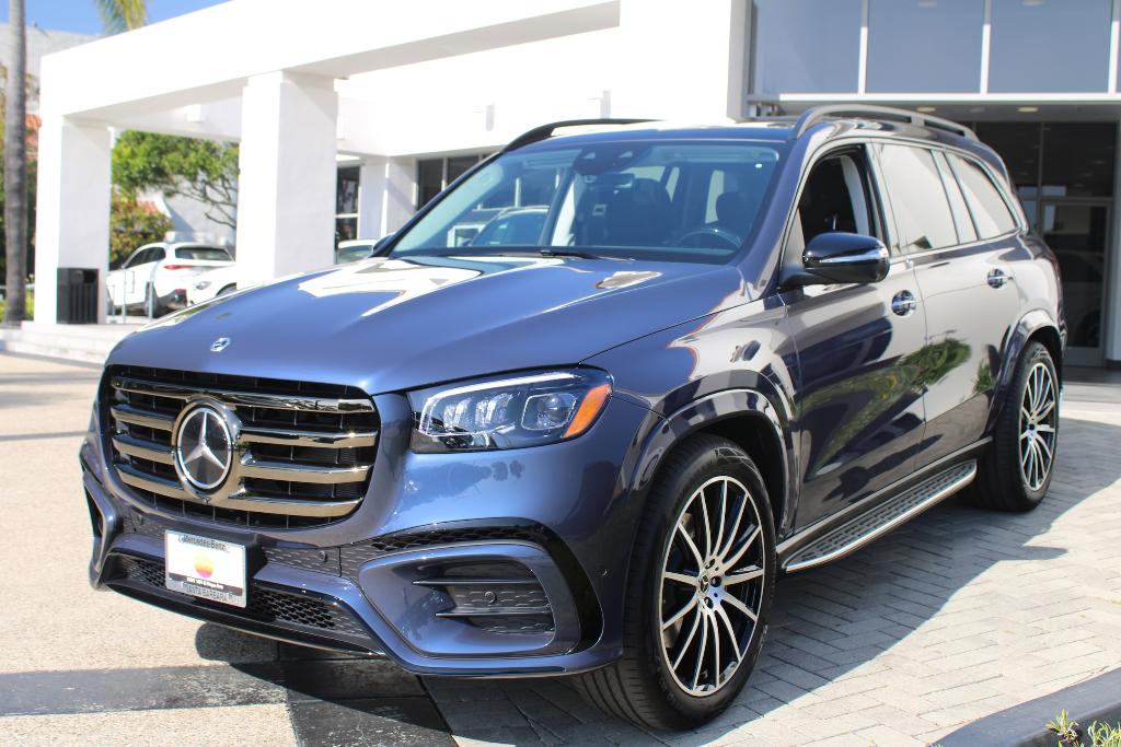 New 2026 Mercedes-Benz GLS 450 4MATIC