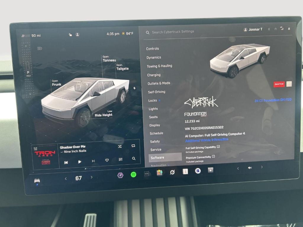 TESLA CYBERTRUCK BASE - 2