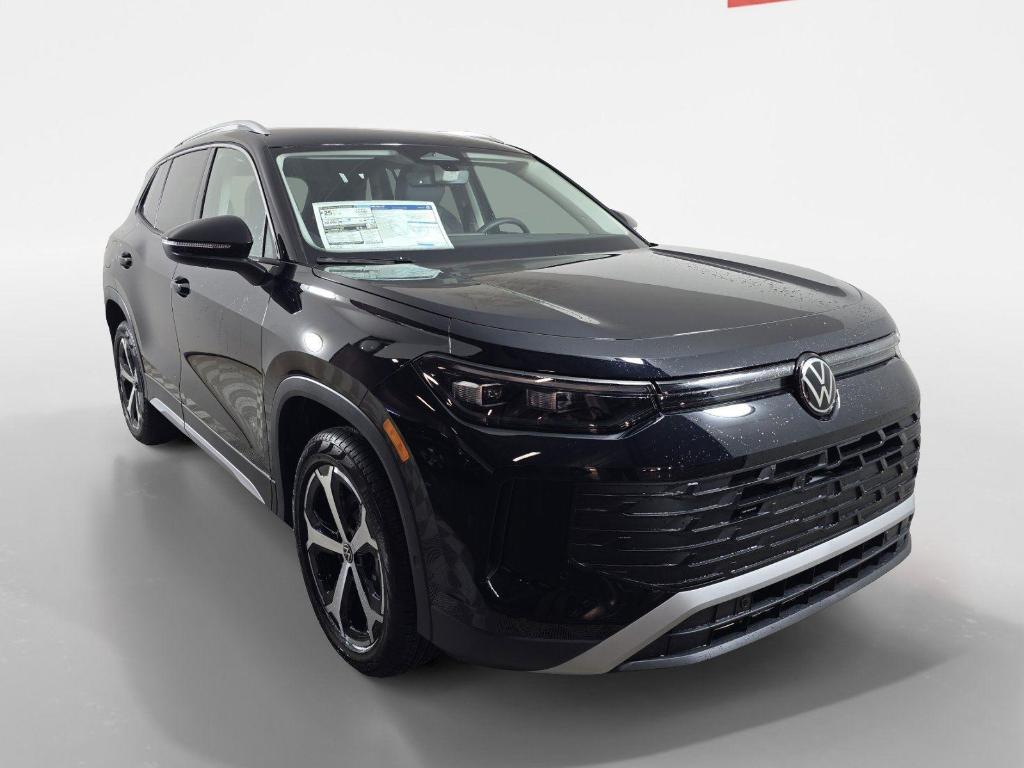 New 2026 Volkswagen Tiguan 2.0T SE