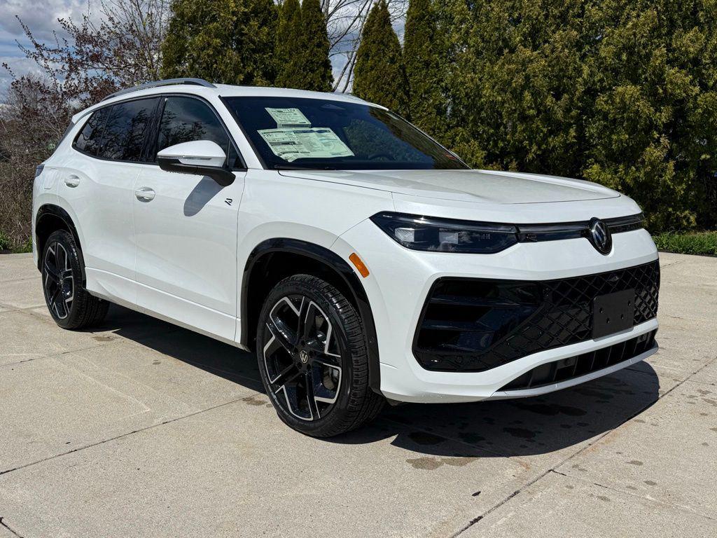New 2026 Volkswagen Tiguan 2.0T SEL R-Line 4MOTION