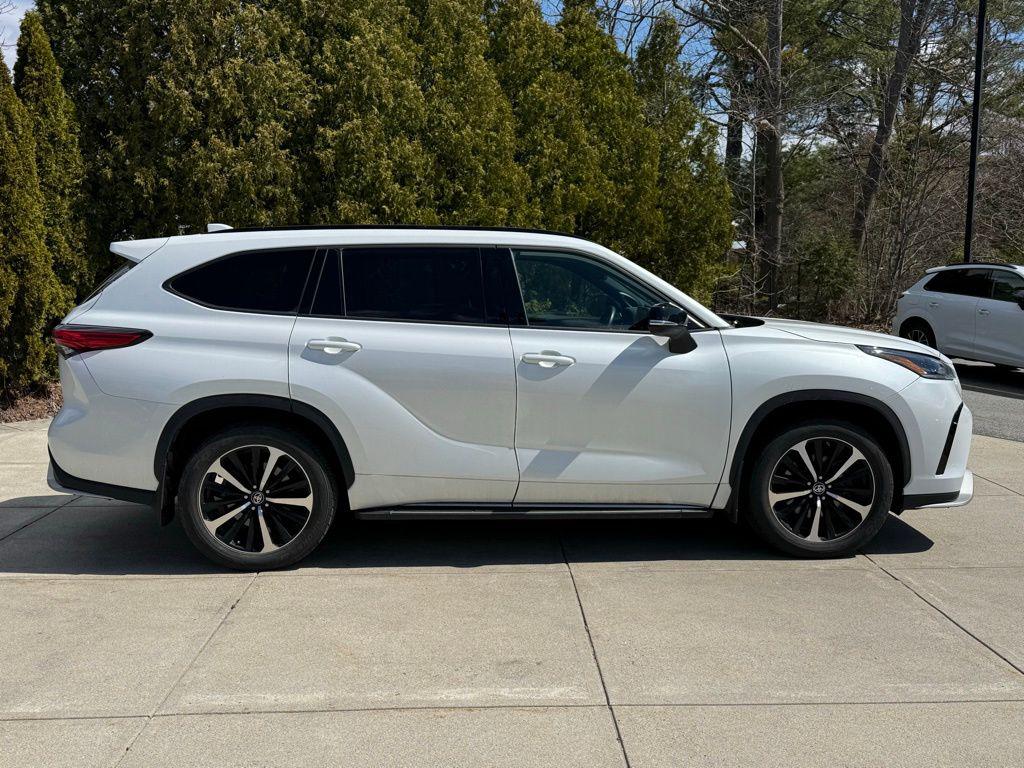 TOYOTA HIGHLANDER - 7
