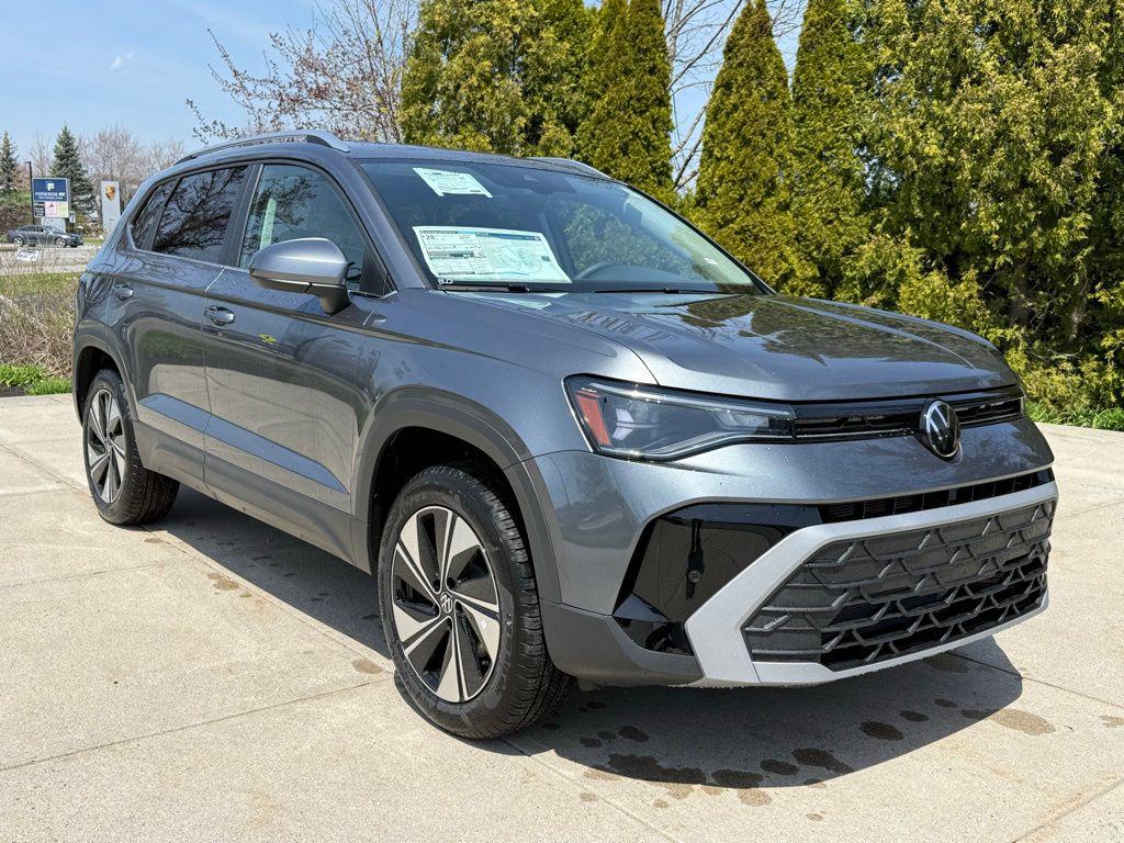 New 2026 Volkswagen Taos SE