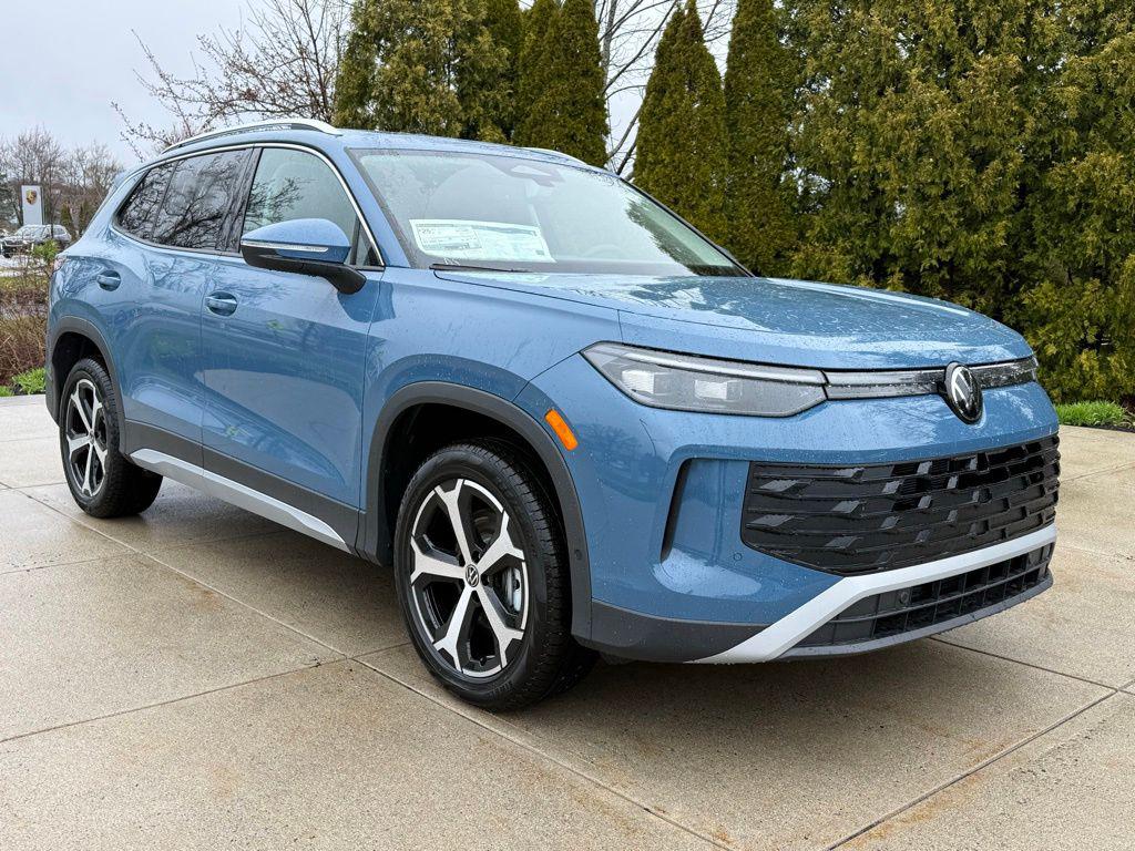 New 2026 Volkswagen Tiguan 2.0T SE 4MOTION