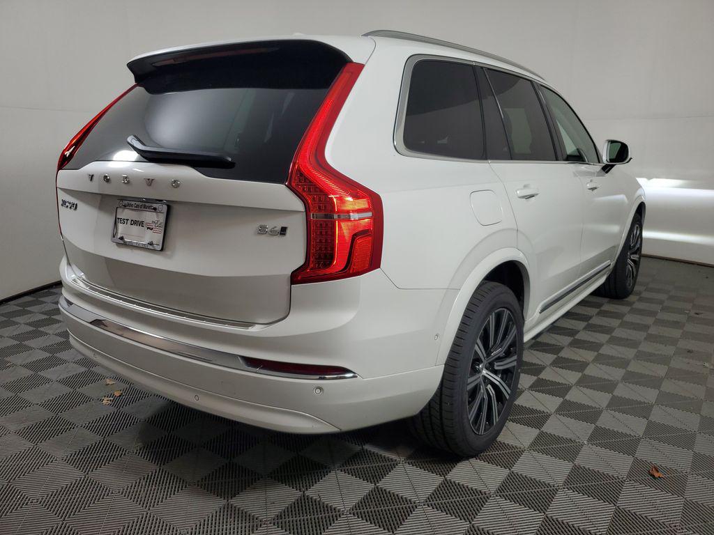صورة 8 لـ 2024 Volvo XC90 B6 PLUS BRIGHT THEME 7-SEATER
