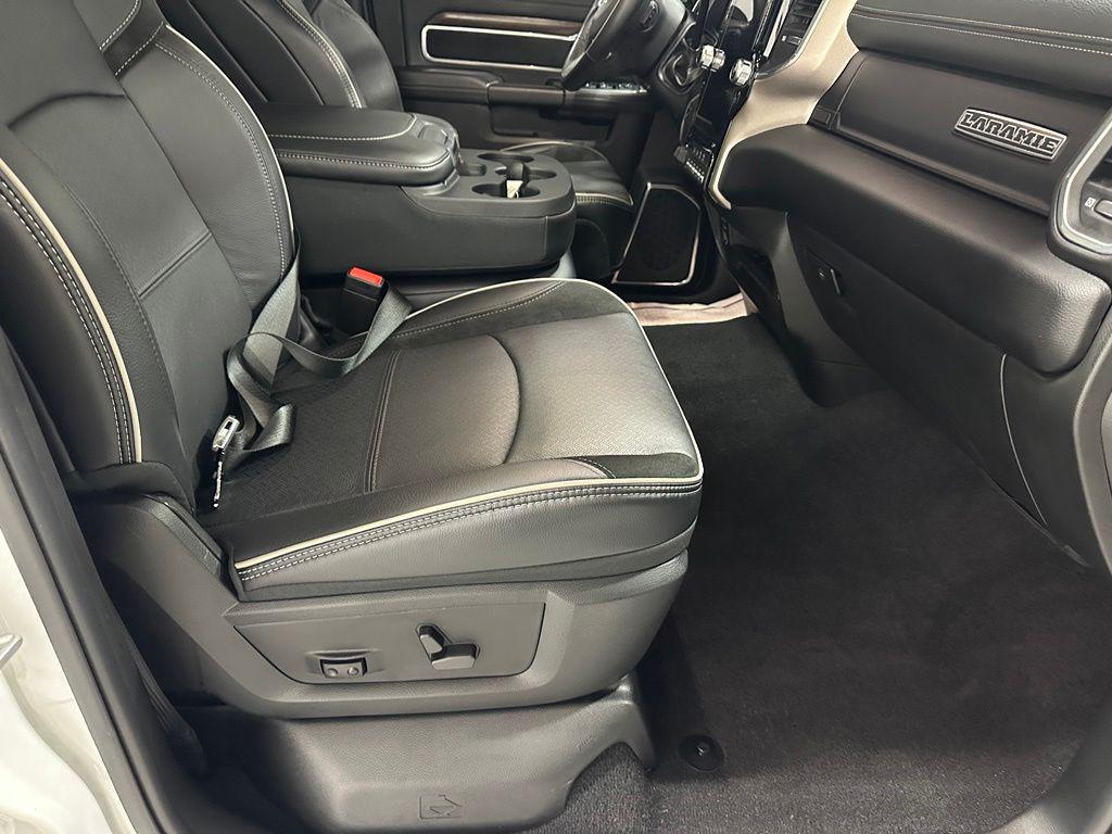 2024 RAM 3500 LARAMIE CREW CAB 4X4 8' BOX 缩略图 60