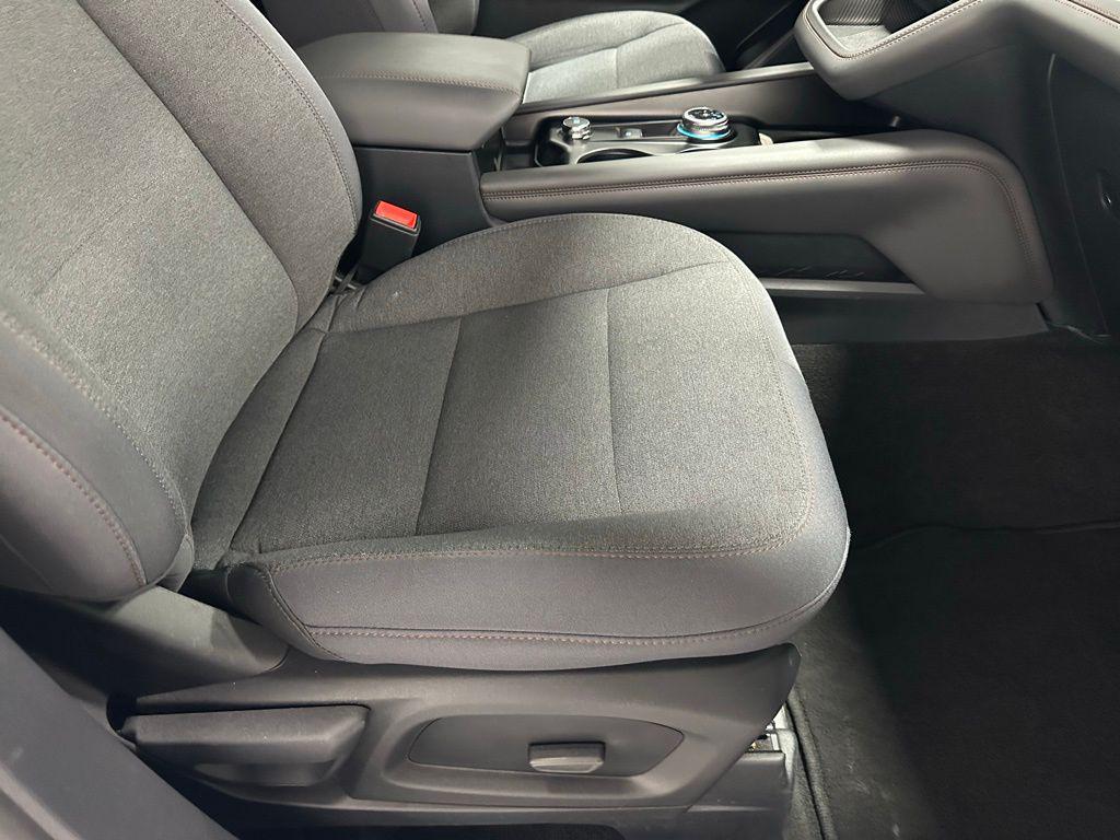 صورة مصغرة 56 لـ 2025 FORD EXPLORER ACTIVE
