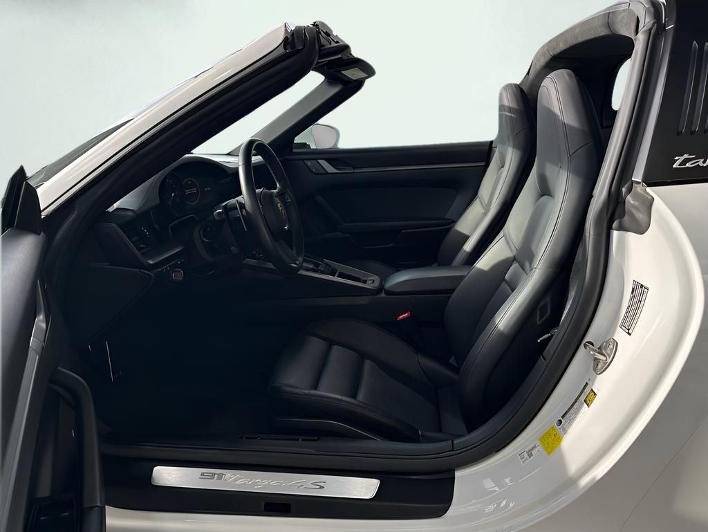 صورة مصغرة 13 لـ 2023 Porsche 911 TARGA 4S
