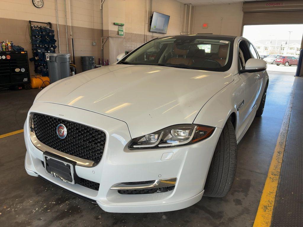 2019 Jaguar XJ