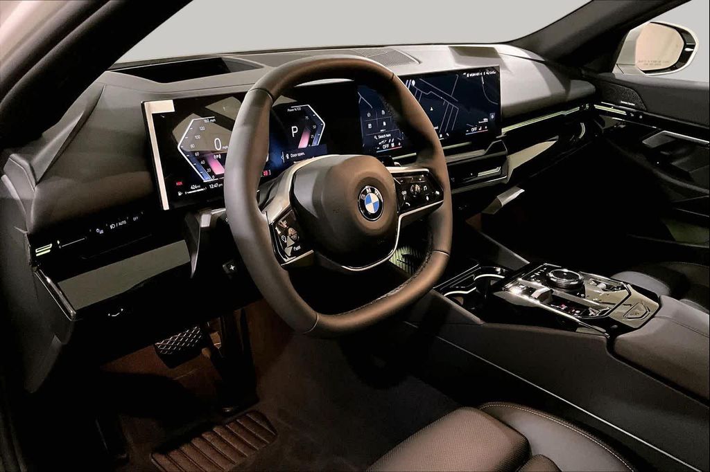 2026 BMW 530 XDRIVE 缩略图 17