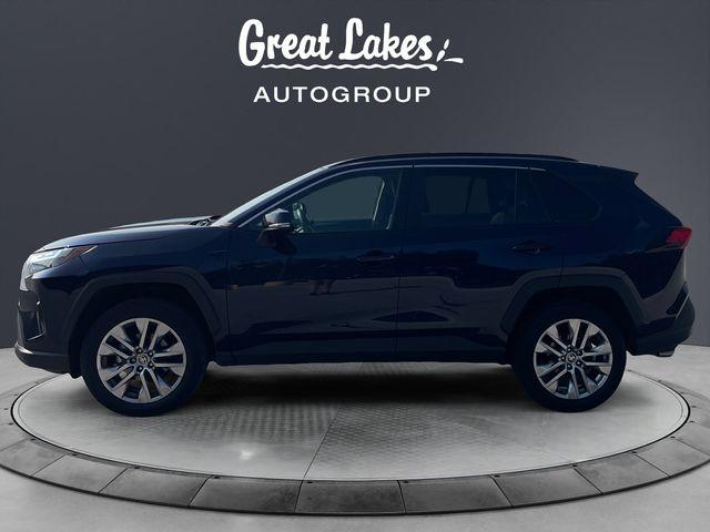 2024 Toyota RAV4 XLE PREMIUM — фото 2