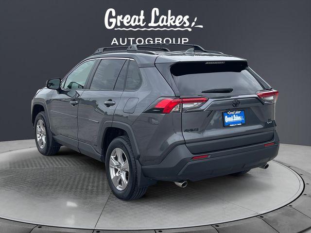 2025 Toyota RAV4 HYBRID LE — фото 3