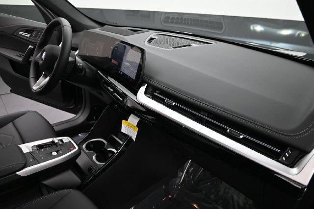 2026 BMW X1 XDRIVE28I — миниатюра 25