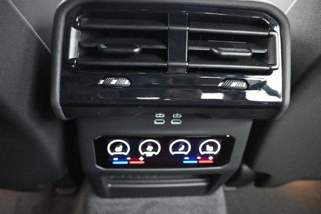 2027 BMW 550E 550E XDRIVE 缩略图 17