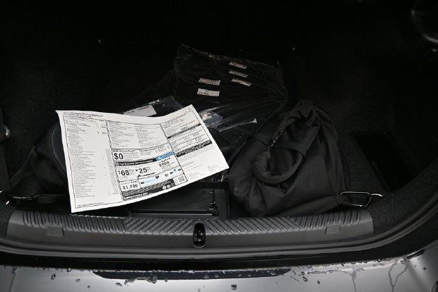 2027 BMW 550E 550E XDRIVE 缩略图 24