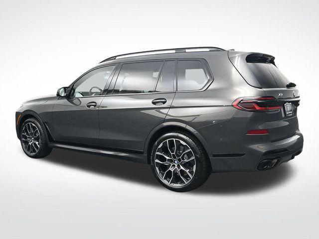 صورة 7 لـ 2027 BMW X7 M60I
