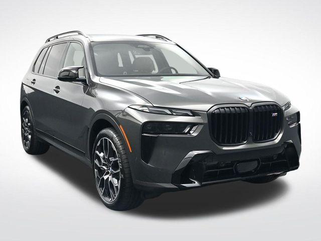 صورة 2 لـ 2027 BMW X7 M60I